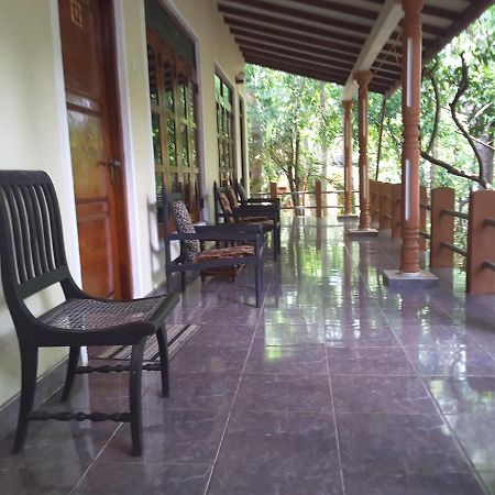 Sigiri Holiday Inn Inamaluwa Exterior foto